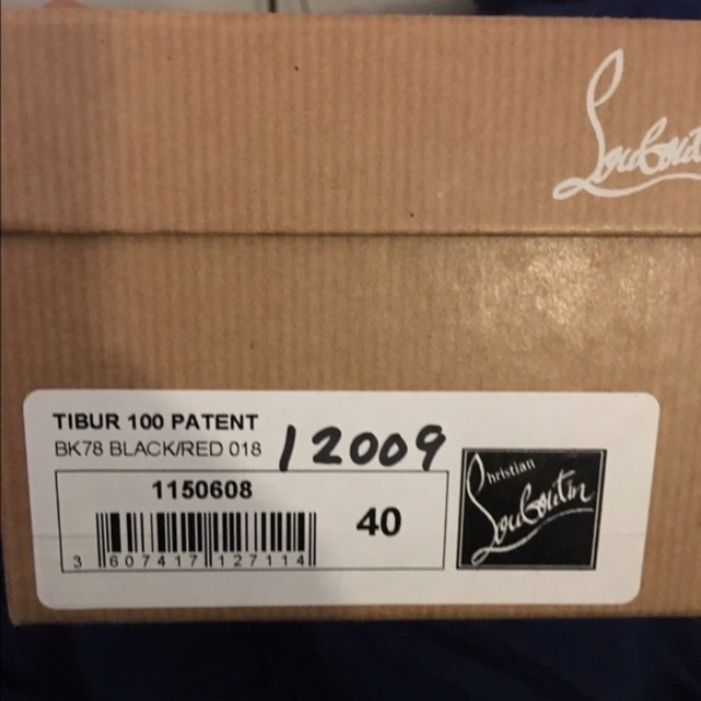 ISO Christian Louboutin Tibur Pump - Picture 2 of 2